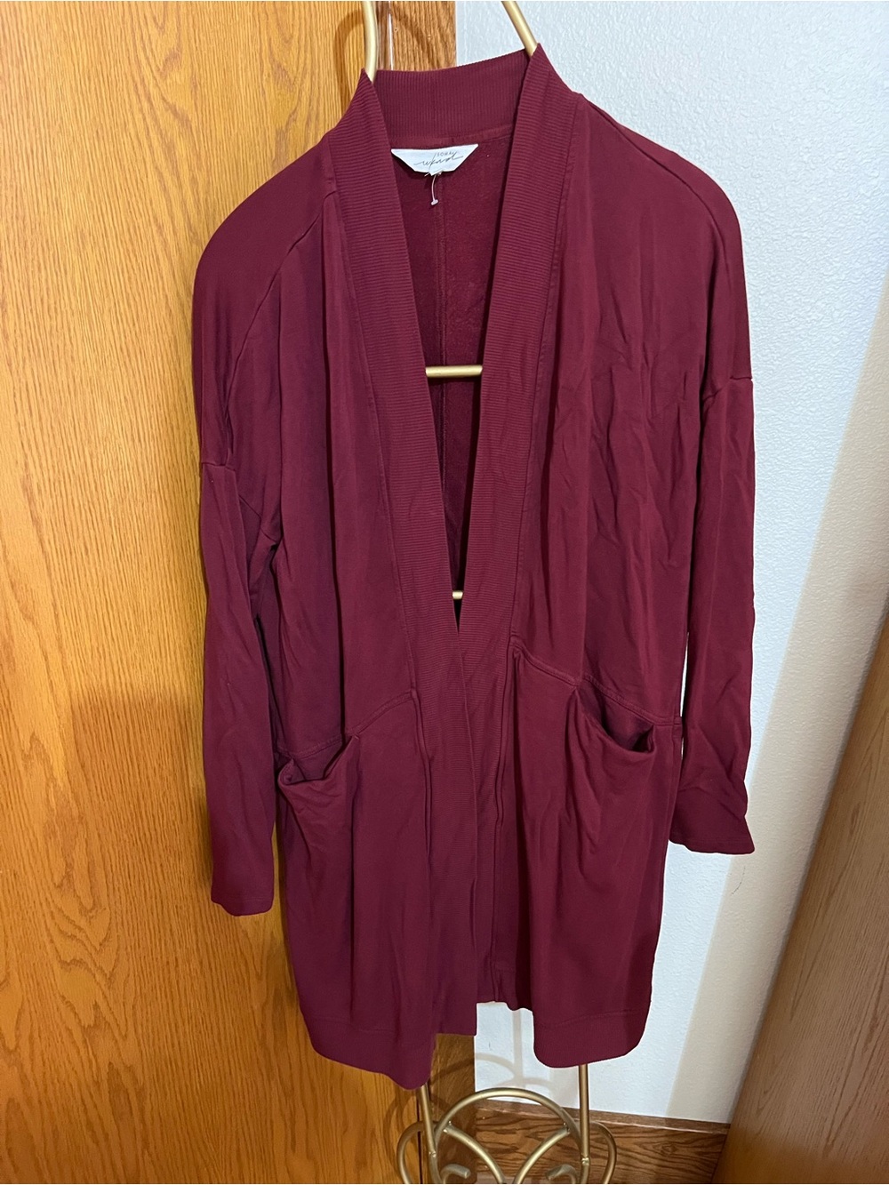 Soma Knit Open-Front Cardigan in Maroon
